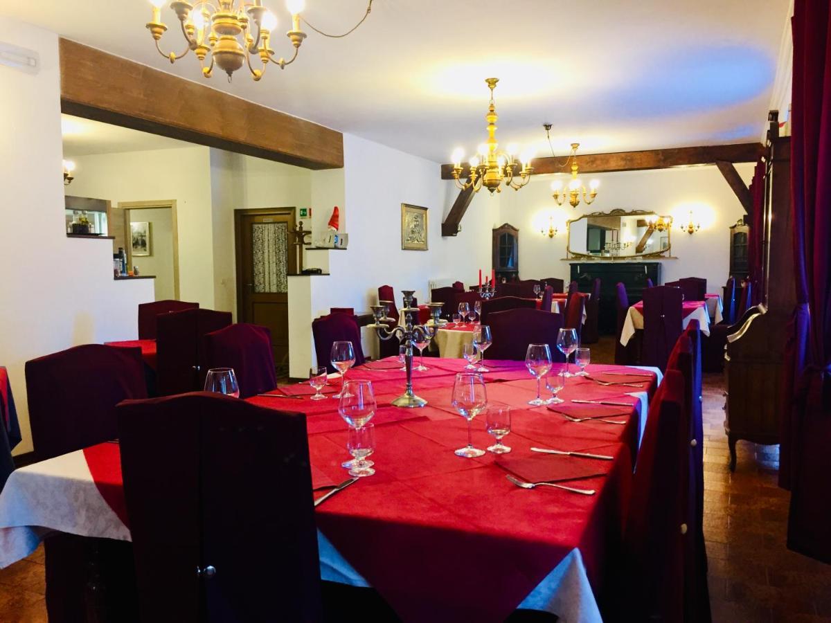 Villa Corona Tenno Eksteriør bilde