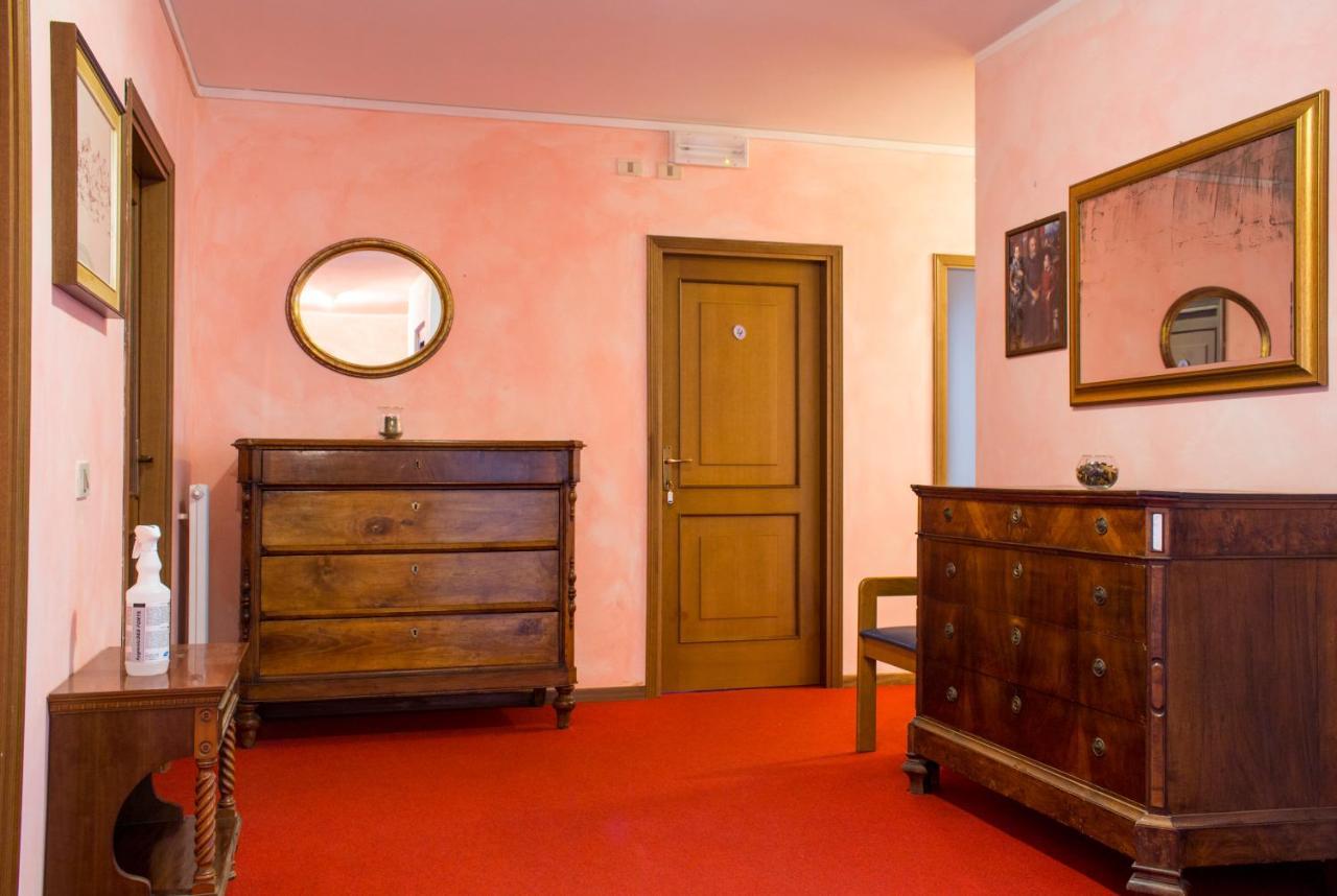 Villa Corona Tenno Eksteriør bilde